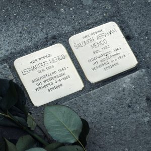 Stolpersteine Menco